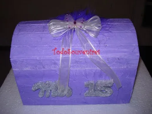Todo Souvenires: Cofre para 15 años