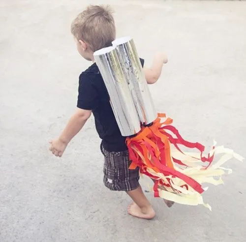 casero de cohete para niño Disfraz casero de cohete para niños ...