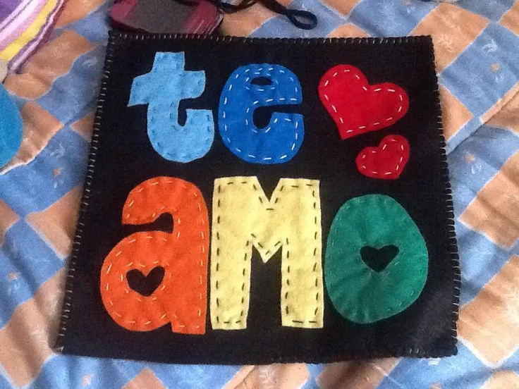 Cojín de fieltro "Te Amo" | Cojines Personalizados | Pinterest ... Cojín de fieltro "Te Amo" | Cojines Personalizados | Pinterest ...