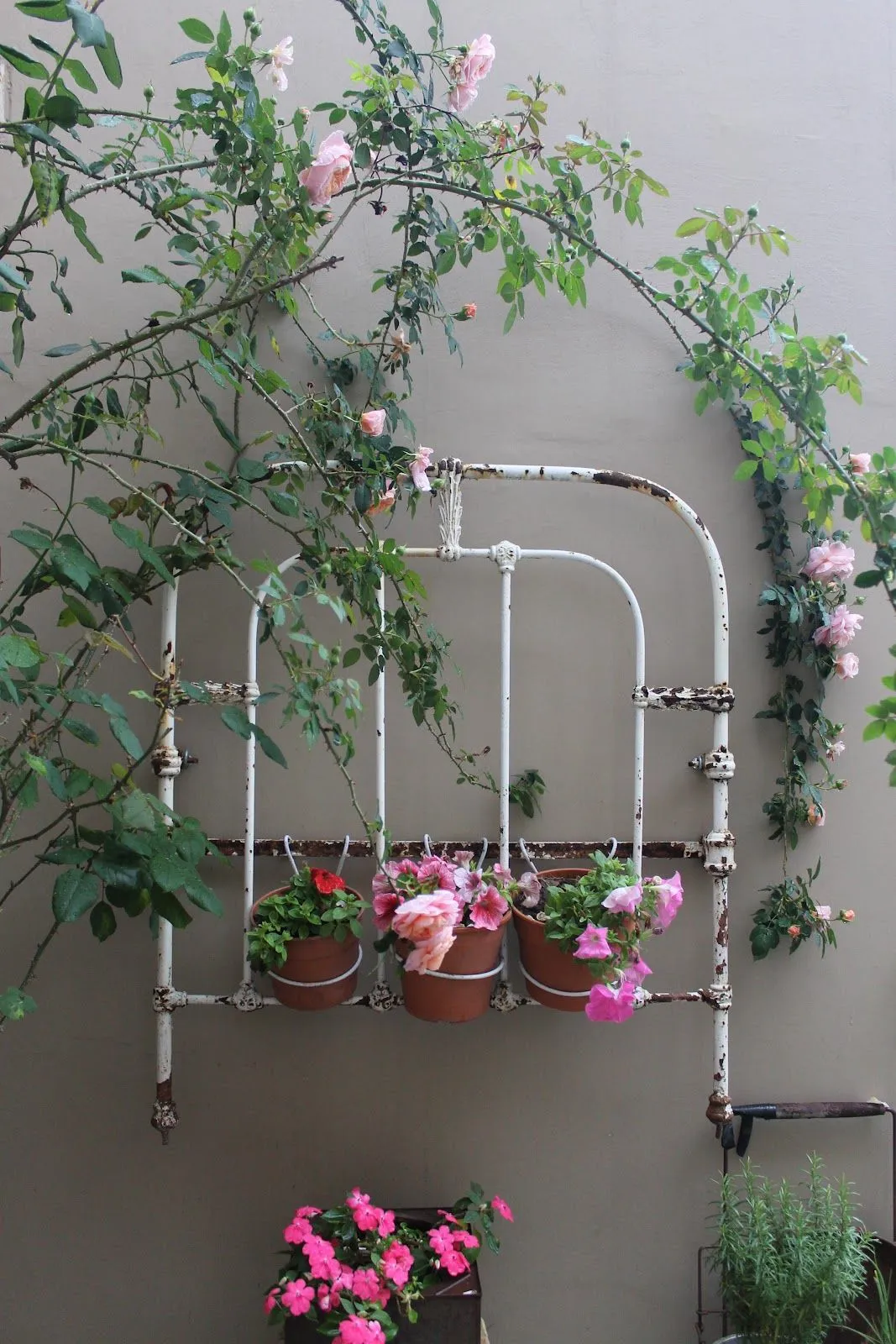 Colaboración programa Jardineras - Utilísima: Vintage Deco Marce Colaboración programa Jardineras - Utilísima: Vintage Deco Marce