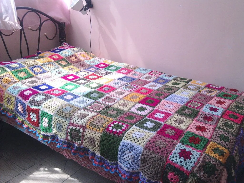 colcha tejida al crochet | Aprender manualidades es facilisimo. colcha tejida al crochet | Aprender manualidades es facilisimo.