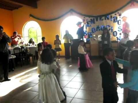 COLEGIO AMADEUS MOZART AREQUIPA. FIESTA DE PROMOCION DE INICIAL ... COLEGIO AMADEUS MOZART AREQUIPA. FIESTA DE PROMOCION DE INICIAL ...