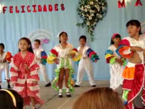 Colegio Tlamatini Festival 10 de Mayo 2010 Mambo.avi - YouTube