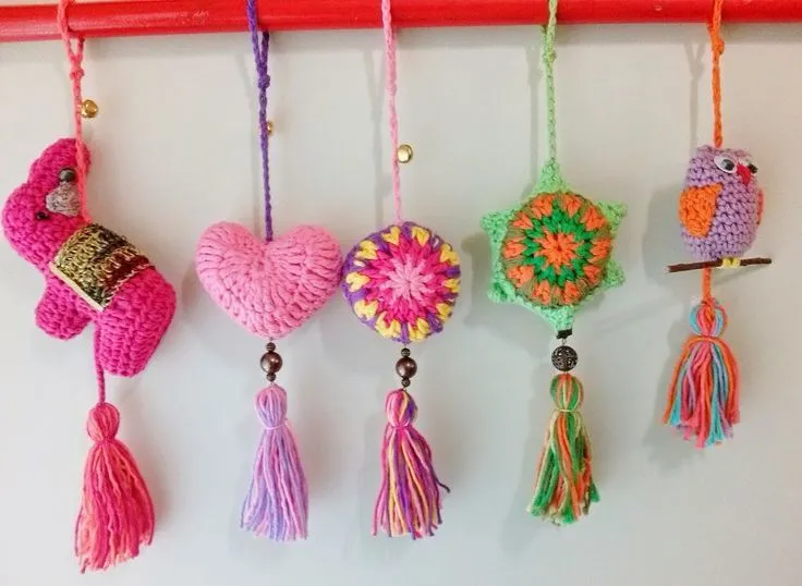 colgantes tejidos al crochet | Cosas para hacer en crochet ...