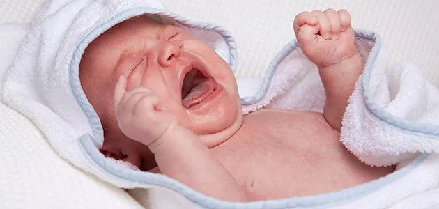 Cólicos del lactante: síntomas y causas