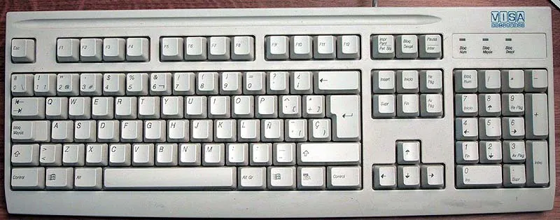 Collar casero con letras de teclado - Taringa! Collar casero con letras de teclado - Taringa!