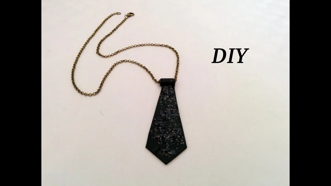 Collar, colgante corbata, diy, Muy fácil y rápido! - YouTube Collar, colgante corbata, diy, Muy fácil y rápido! - YouTube