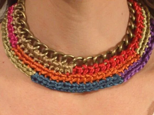 Collar colores étnicos en cola raton y cadena hecho a mano en ... Collar colores étnicos en cola raton y cadena hecho a mano en ...