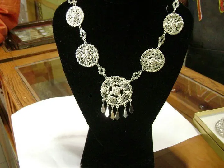 Collar Jerezano ! | Arracadas Jerezanas una gran responzabilidad ... Collar Jerezano ! | Arracadas Jerezanas una gran responzabilidad ...