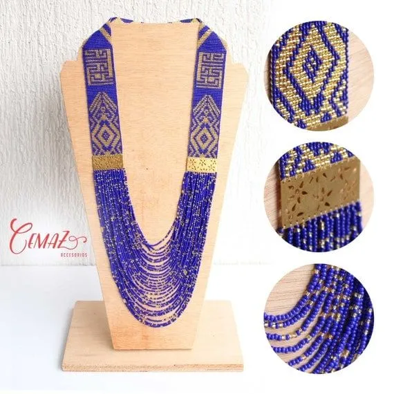 Collar tejido en telar mostacillas en rojo y dorado con por Cemaz Collar tejido en telar mostacillas en rojo y dorado con por Cemaz