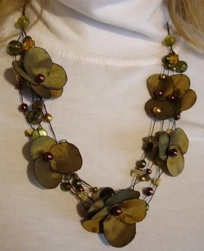 collares con flores de tela | Flickr - Photo Sharing! collares con flores de tela | Flickr - Photo Sharing!