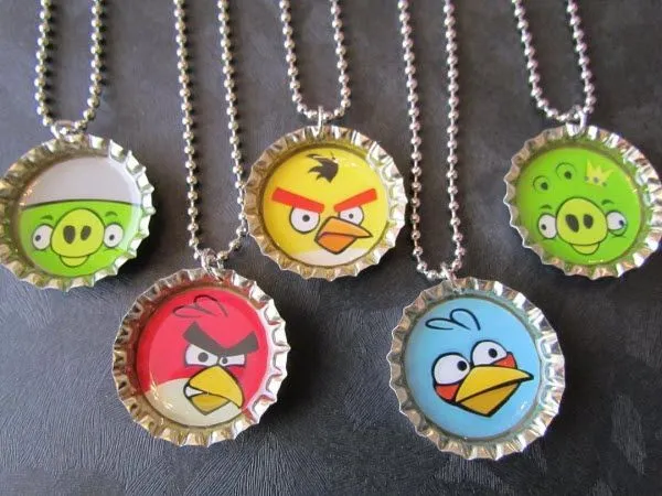 Collares con tapas de Gaseosa - LaCelebracion.com Collares con tapas de Gaseosa - LaCelebracion.com