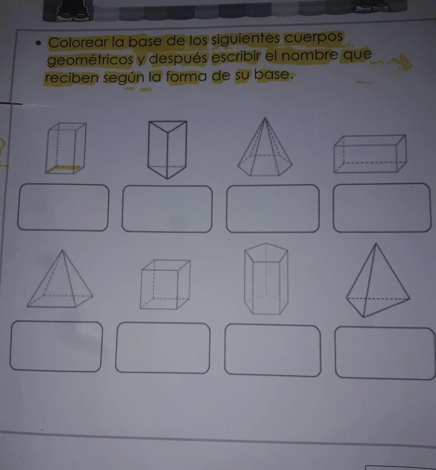 Colorear la base de los siguientes cuerpos geométricos y después escribir el nombre que reciben según la - Brainly.lat Colorear la base de los siguientes cuerpos geométricos y después escribir el nombre que reciben según la - Brainly.lat