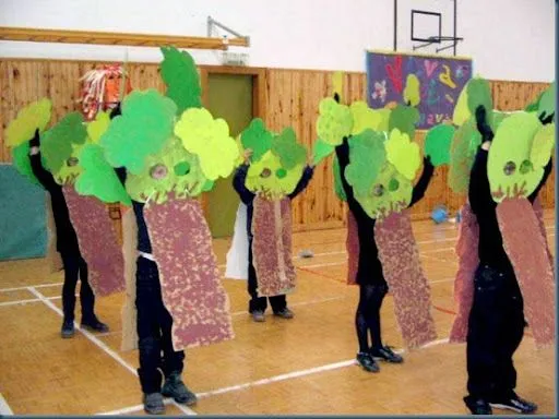 Disfraz de árbol para niños escolares con cartón | Colorear Disfraz de árbol para niños escolares con cartón | Colorear