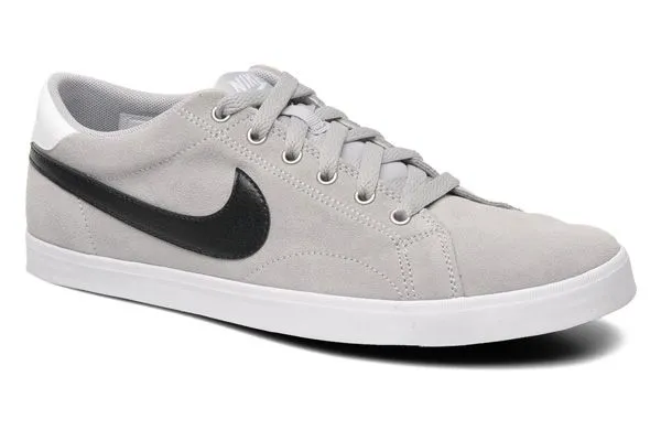 Combina tus zapatillas Nike con atuendos casuales y trendy