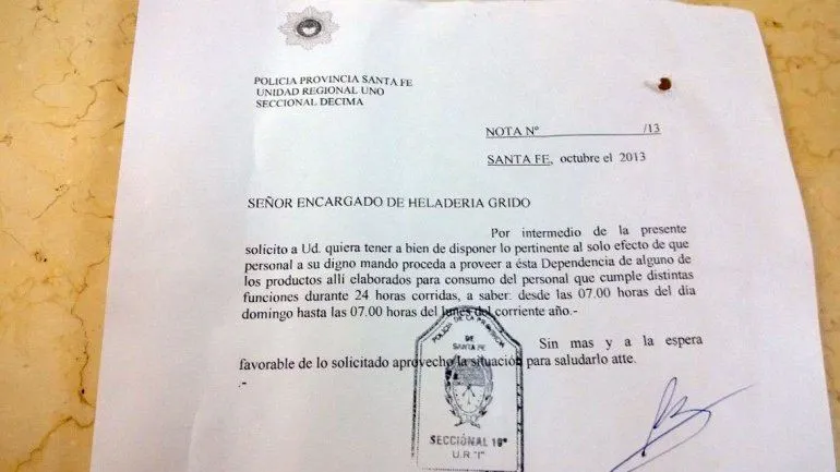 Una comisaría pidió helado de regalo para el personal de guardia y ... Una comisaría pidió helado de regalo para el personal de guardia y ...
