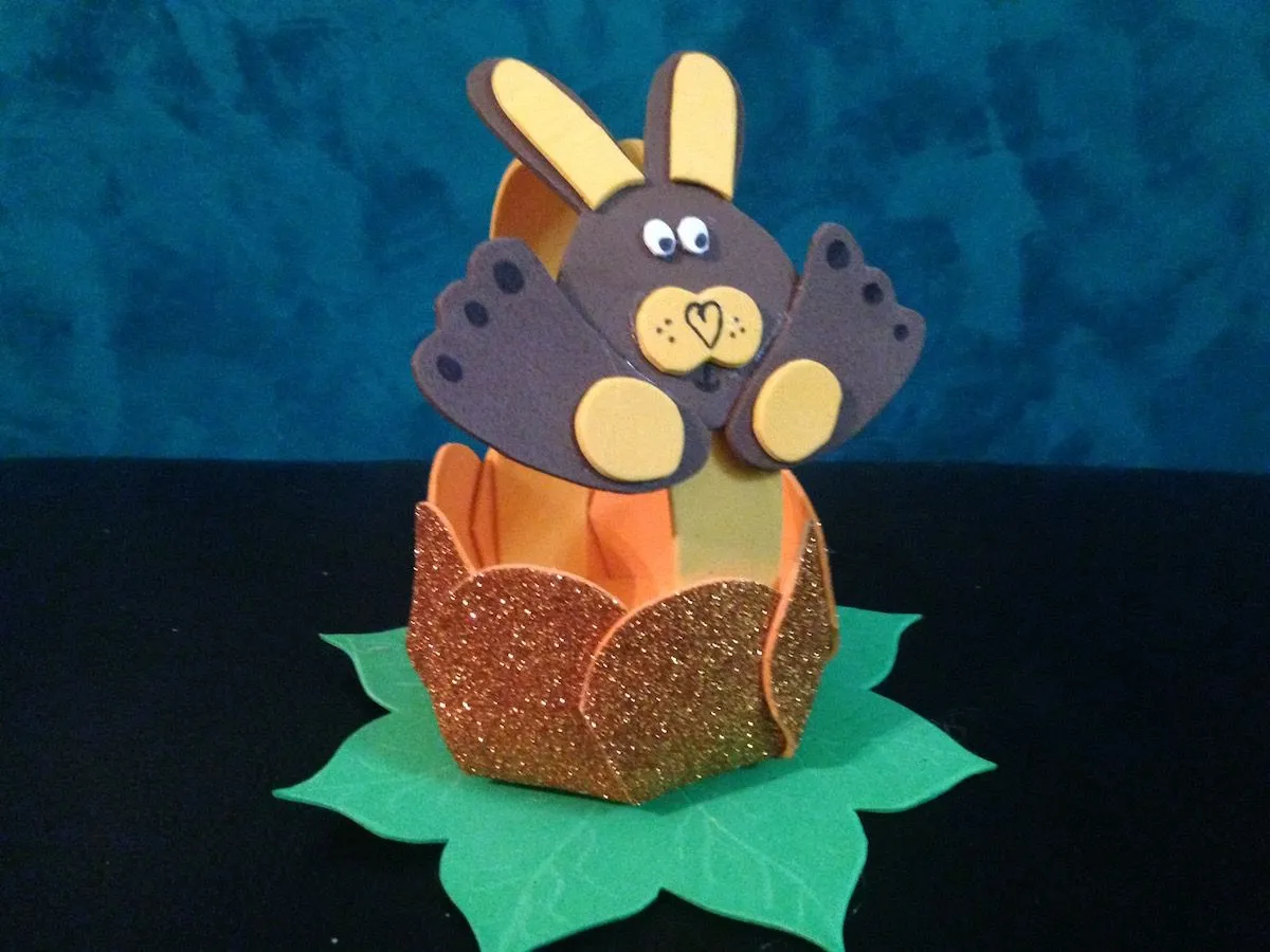 CÓMO HACER CESTITAS DE PASCUA EN GOMA EVA