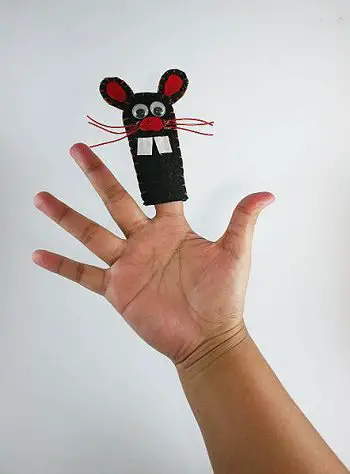 Como hacer marionetas de dedo con fieltro | Todo Manualidades Como hacer marionetas de dedo con fieltro | Todo Manualidades