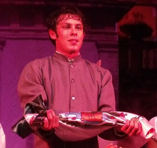 COMUNICARTE TEPIC: JUAN ESCUTIA EN TEATRO