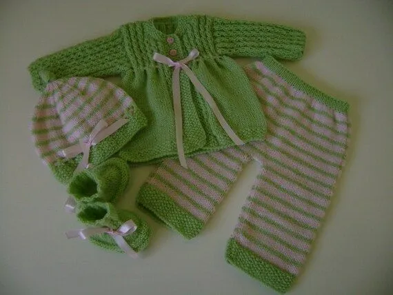 Conjunto Bebé Tejido a Mano-Mat. Antialérgico-LISTO PARA por Pitusa Conjunto Bebé Tejido a Mano-Mat. Antialérgico-LISTO PARA por Pitusa