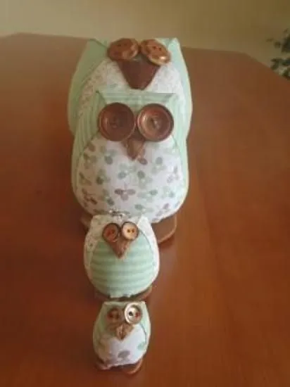 Conjunto de 4 buhos combinados en tela. | Manualidades | Pinterest