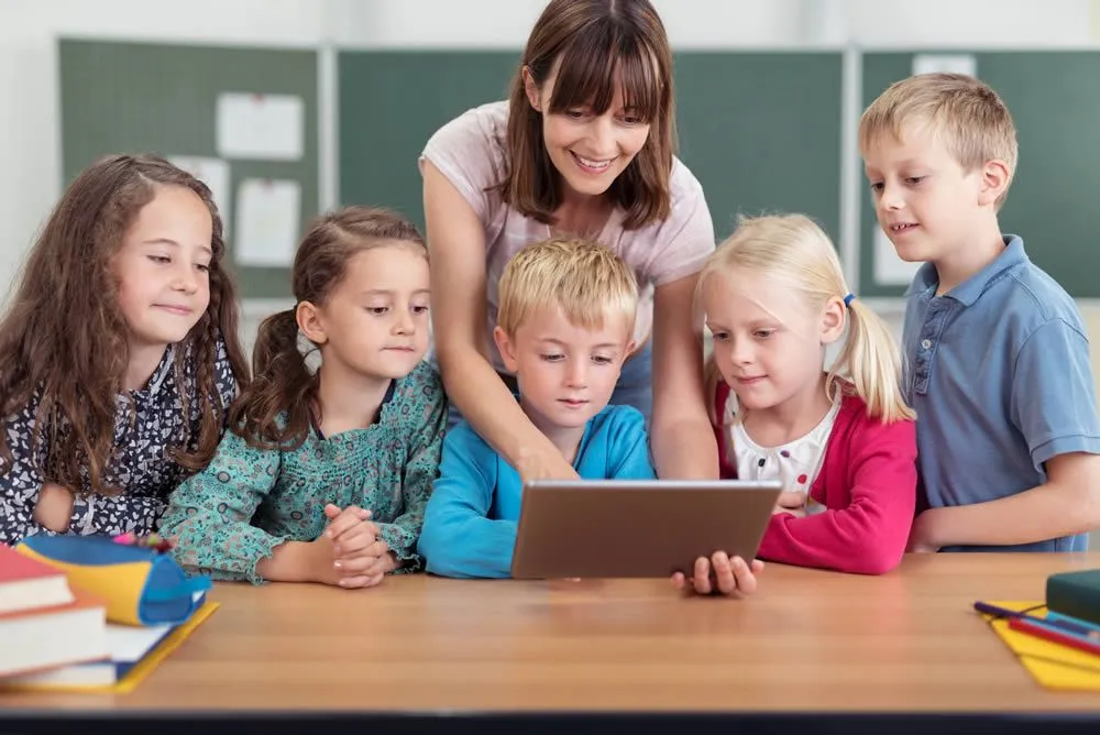 Consejos para lograr un buen COMPORTAMIENTO en el aula Consejos para lograr un buen COMPORTAMIENTO en el aula