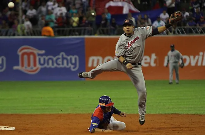CONTACTO DEPORTIVO: enero 2012