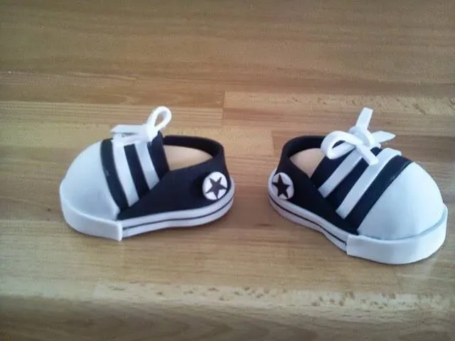 Converse | zapatos de fofuchas | Pinterest