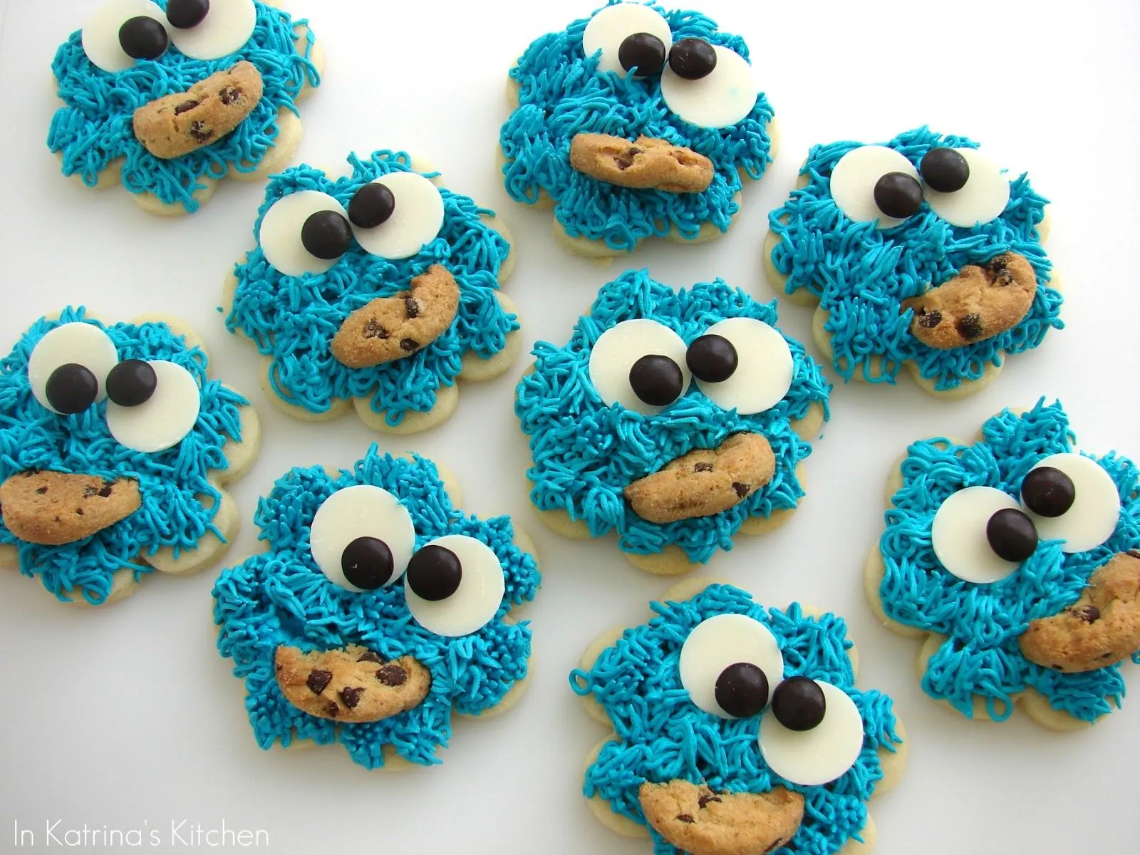 Cookie Monster Cookies Recipe and Tutorial | In Katrina's Kitchen Cookie Monster Cookies Recipe and Tutorial | In Katrina's Kitchen