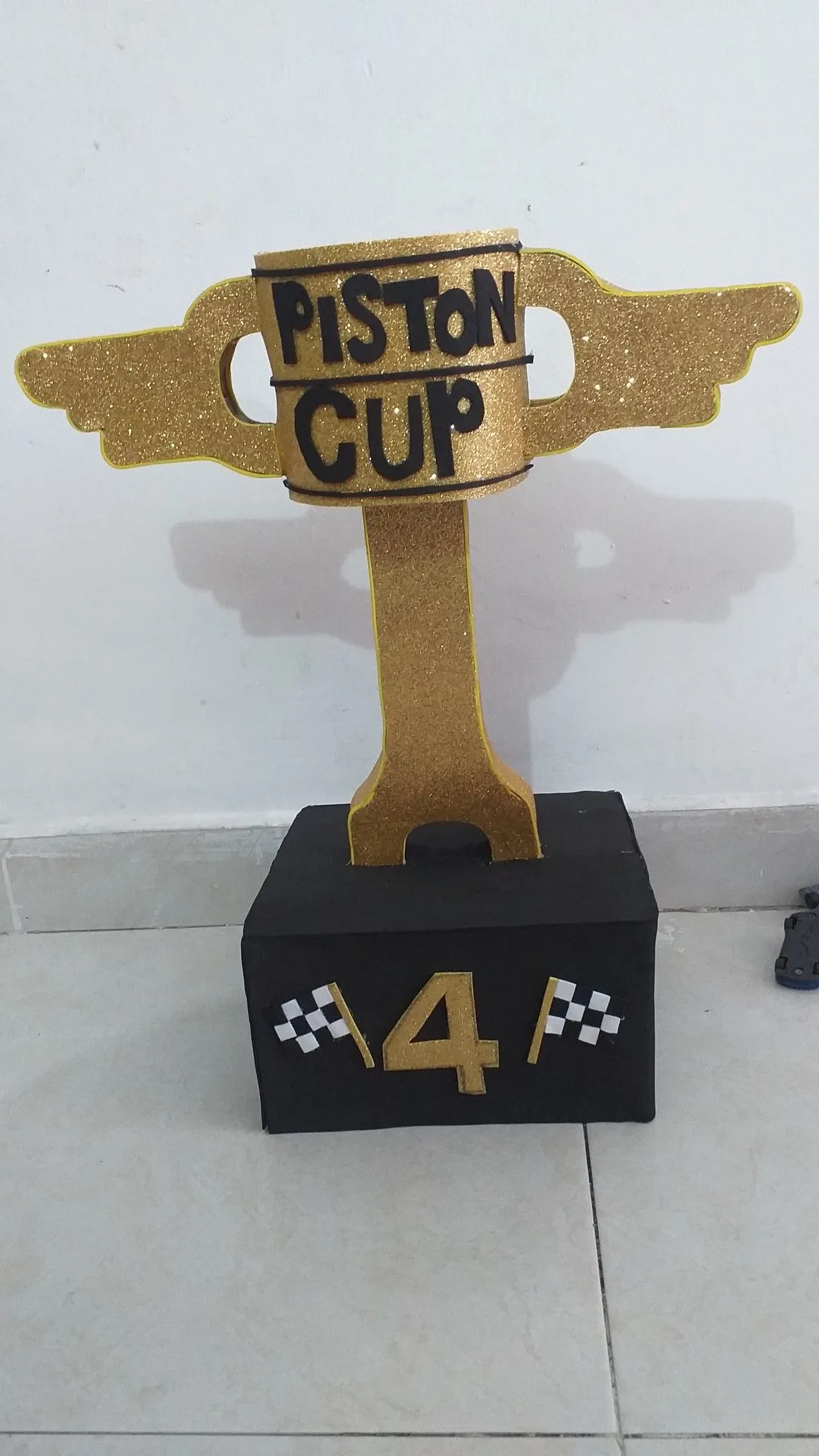 Copa piston cars en 2023 | Manualidades, Regalos sencillos, Regalos bonitos Copa piston cars en 2023 | Manualidades, Regalos sencillos, Regalos bonitos