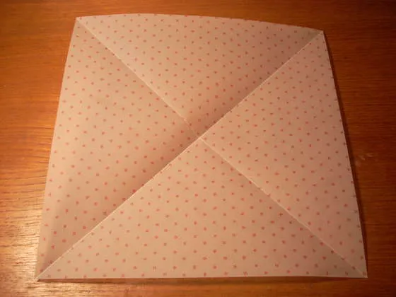 como hacer un corazon con una hoja de papel : como hacer un corazon con una hoja de papel :