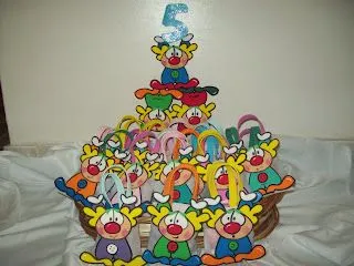 Corazón de Trapo.: Payasos en goma eva?