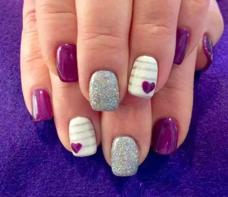 Corazon vielet | Tutorial para hacertelas tu misma | Grey Nails & More Corazon vielet | Tutorial para hacertelas tu misma | Grey Nails & More