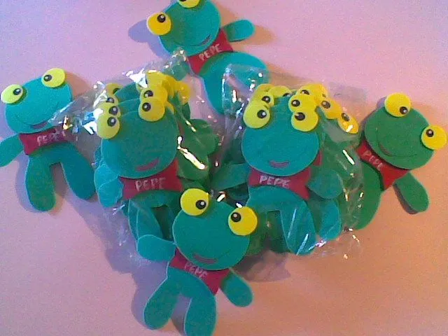 Corazondecolores: sapo pepe goma eva