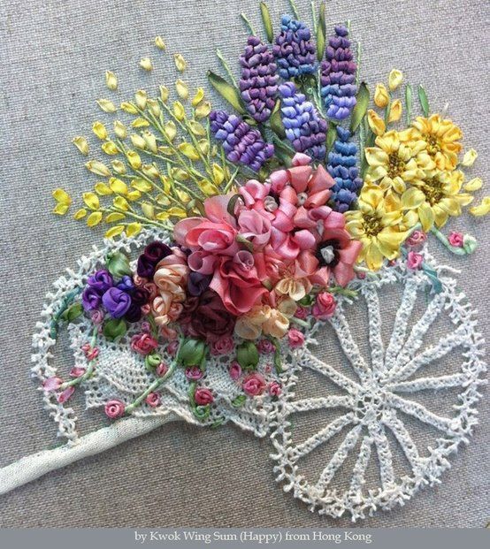 Corazones de sachet | BORDADO CON LISTÓN | Pinterest