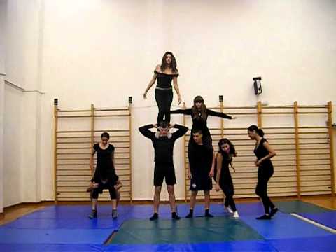 Coreografía acrosport 1º Bachiller - YouTube