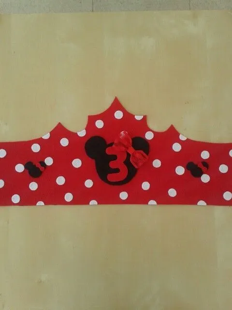 Corona de cumpleaños en fieltro de minnie mouse | Coronas de ...