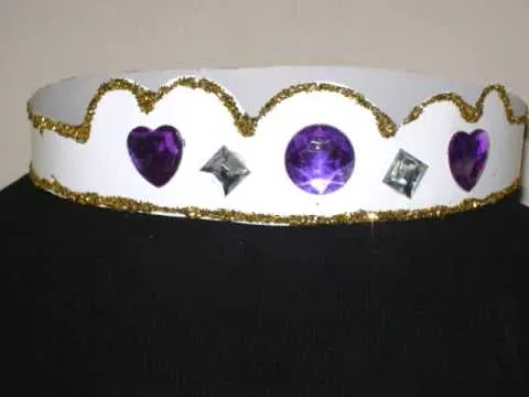 Como hacer una corona o tiara para su princesa - YouTube Como hacer una corona o tiara para su princesa - YouTube