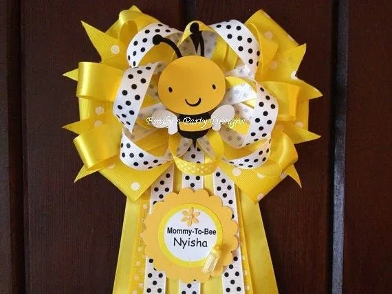 Corsage Abejita para futura mama por designsbyemilys en Etsy