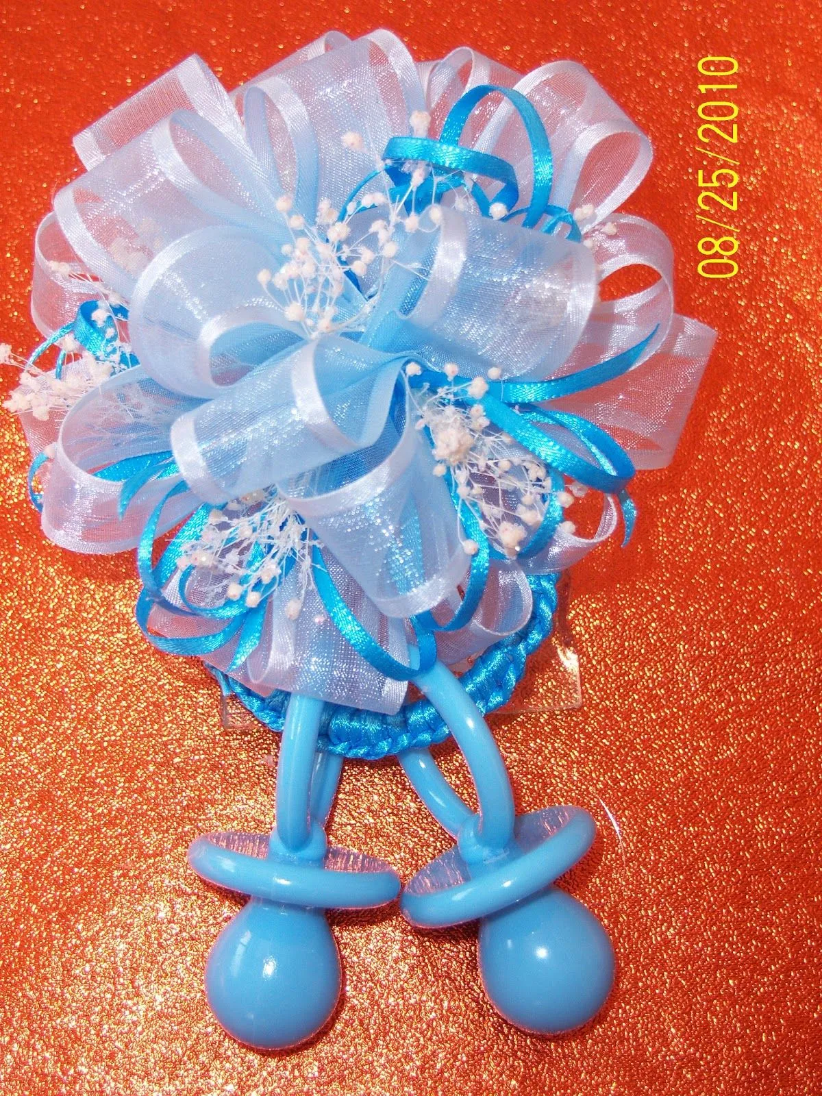 Corsage Para Baby Shower Realizado En Liston Y El Centro Figura ... Corsage Para Baby Shower Realizado En Liston Y El Centro Figura ...