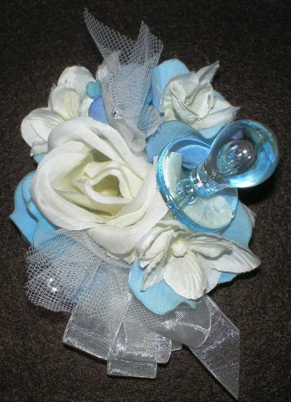 Corsage para baby shower niña - Imagui