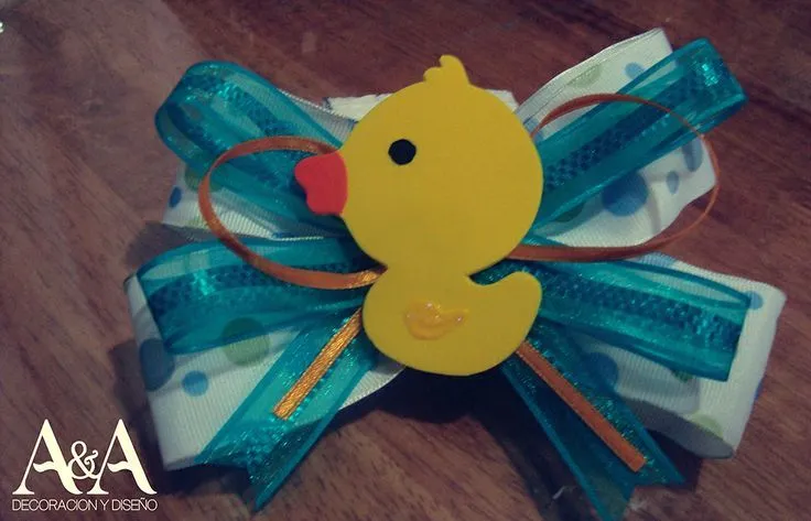 Centro de mesa para la mesa de regalos // Temática patitos | Baby ... Centro de mesa para la mesa de regalos // Temática patitos | Baby ...