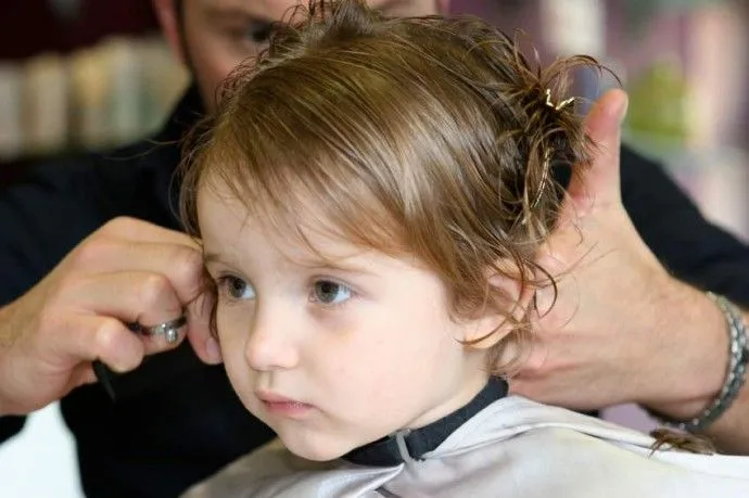 Primer corte de cabello | Mamá Extrema
