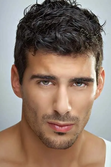 corte cabello rizado para hombres modernos - Tendencia GQ corte cabello rizado para hombres modernos - Tendencia GQ