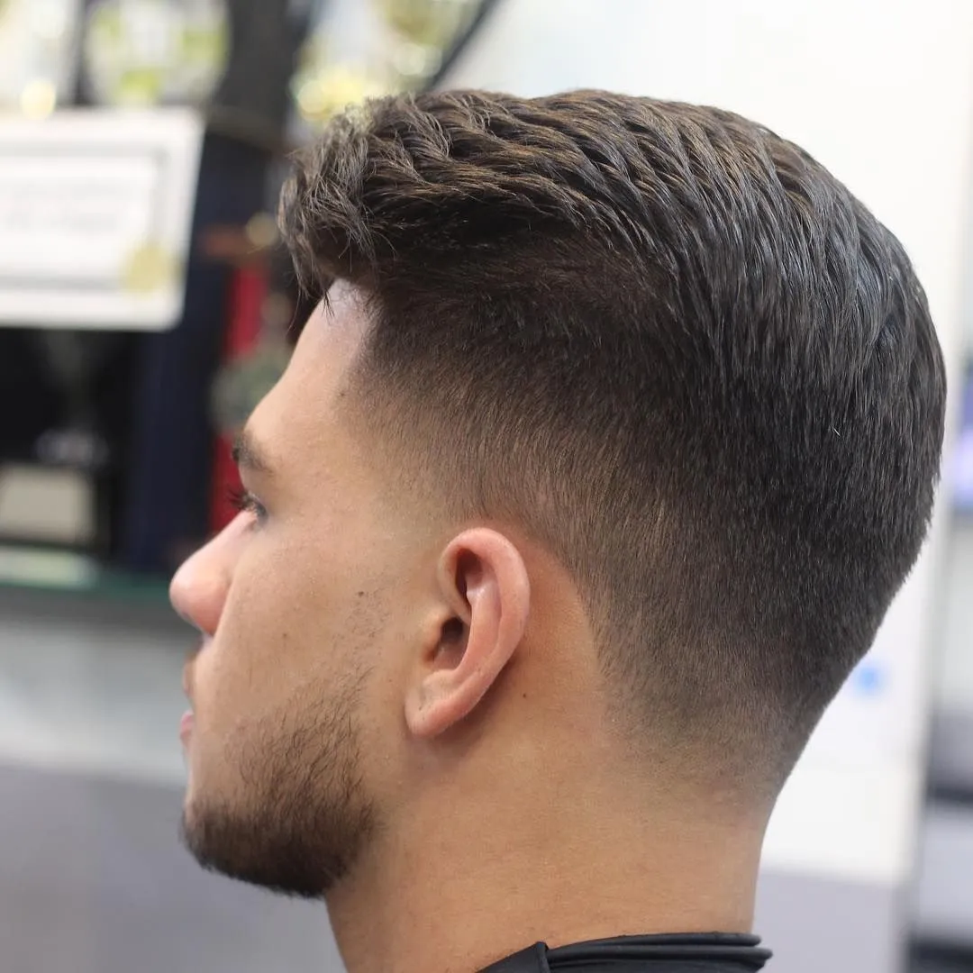 Corte de cabello taper