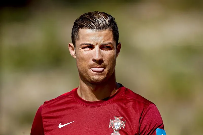 Corte de cristiano ronaldo 2014 rayas - Imagui Corte de cristiano ronaldo 2014 rayas - Imagui