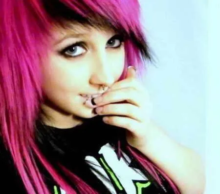 Cortes de cabello y peinados emo para chicas | AquiModa.com ... Cortes de cabello y peinados emo para chicas | AquiModa.com ...