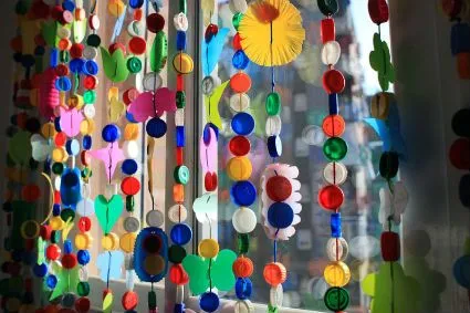 Cortinas con elemevntos reciclados « DecoraTrucos Cortinas con elemevntos reciclados « DecoraTrucos