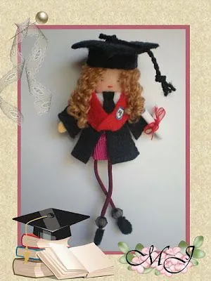 Cosiendo con María José: Muñequita de graduación Cosiendo con María José: Muñequita de graduación
