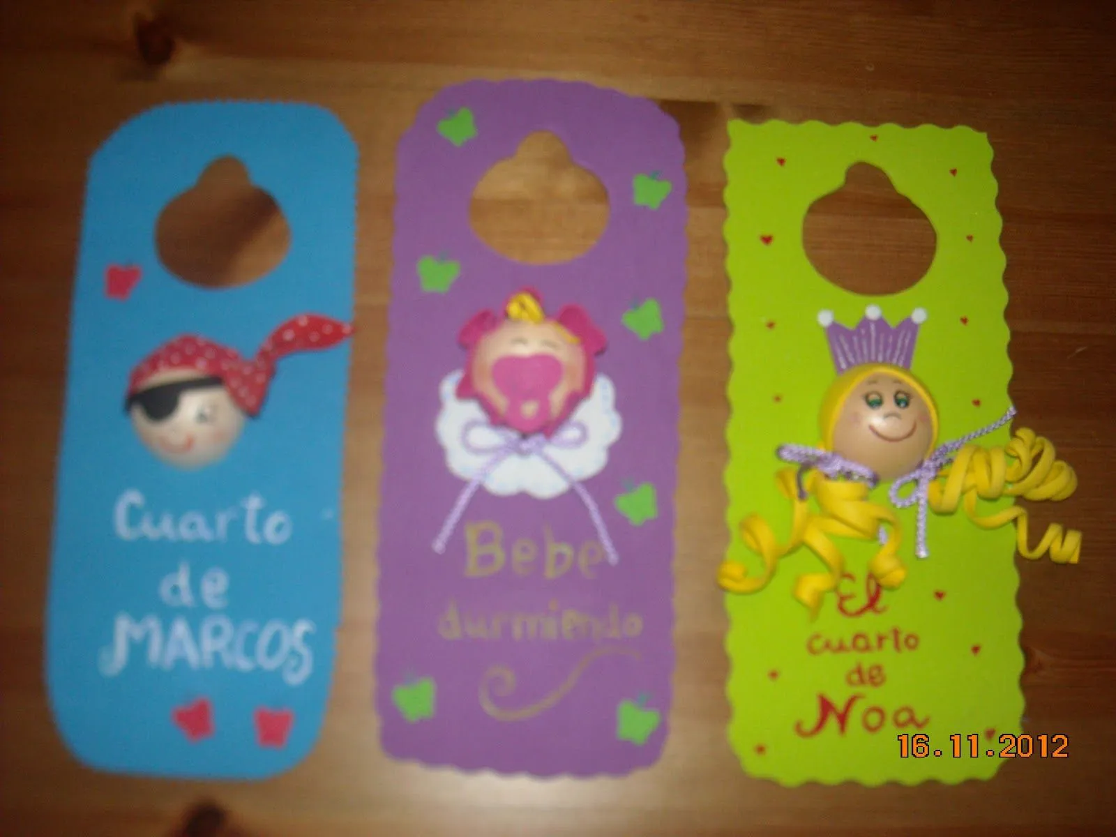Les cosines de bea: CARTEL PUERTA GOMA EVA